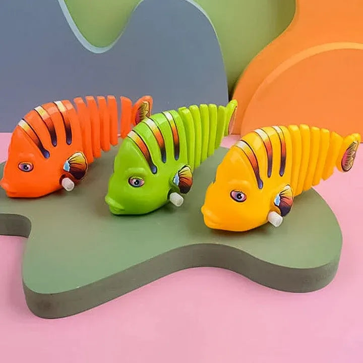 Clockwork Swinging Cartoon Fish Toys