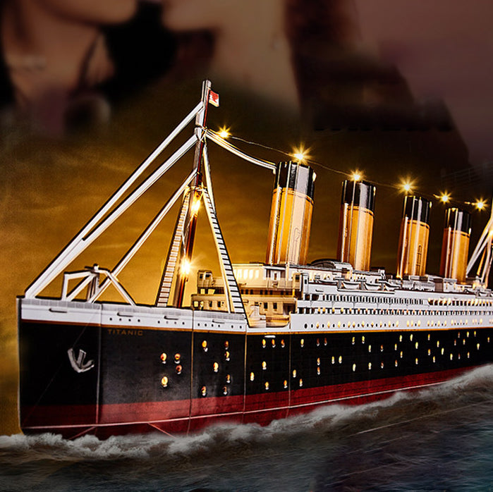 LED 3D Puzzle Titanic Ship 3D Puzzles For Adults Difficult Watercraft Jigsaw Family Puzzle 266 Pieces